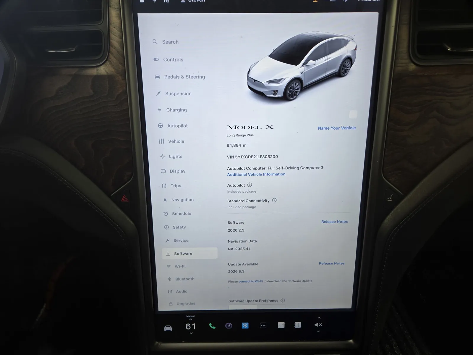 Tesla Model X photo 16