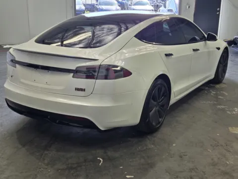 More photos of 2022 Tesla Model S Plaid at Premium Autos - Norco, CA