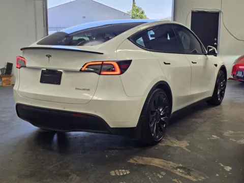 More photos of 2021 Tesla Model Y Performance at Premium Autos - Norco, CA