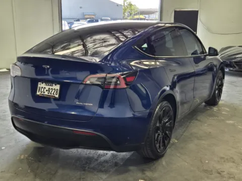 More photos of 2022 Tesla Model Y Long Range at Premium Autos - Norco, CA