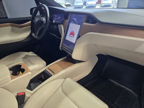 More photos of 2020 Tesla Model X Performance at Premium Autos - Norco, CA