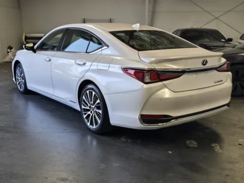 Photos of 2021 Lexus ES 300h for sale in Norco, CA at Premium Autos - Norco