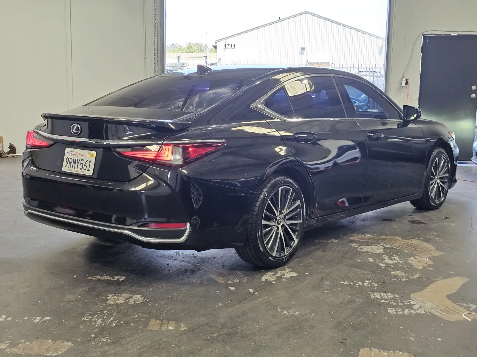 Lexus ES photo 4