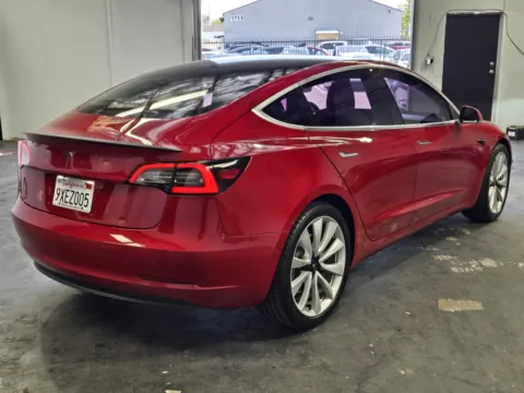 More photos of 2018 Tesla Model 3 at Premium Autos - Norco, CA
