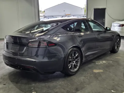 More photos of 2022 Tesla Model S at Premium Autos - Norco, CA