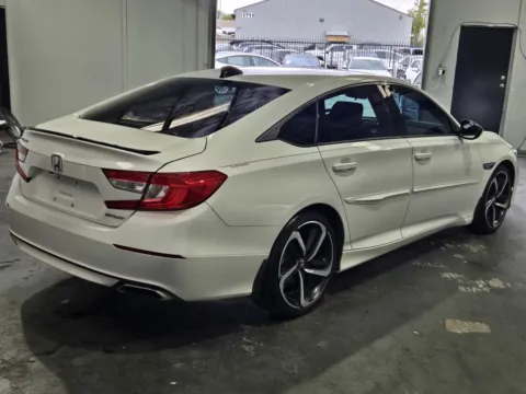 More photos of 2021 Honda Accord Sport at Premium Autos - Norco, CA