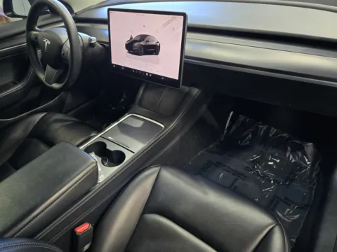 More photos of 2022 Tesla Model 3 Performance at Premium Autos - Norco, CA