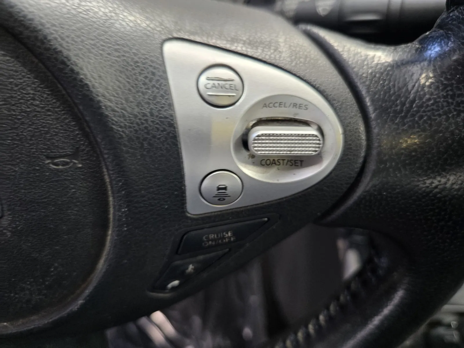 Nissan Sentra photo 16