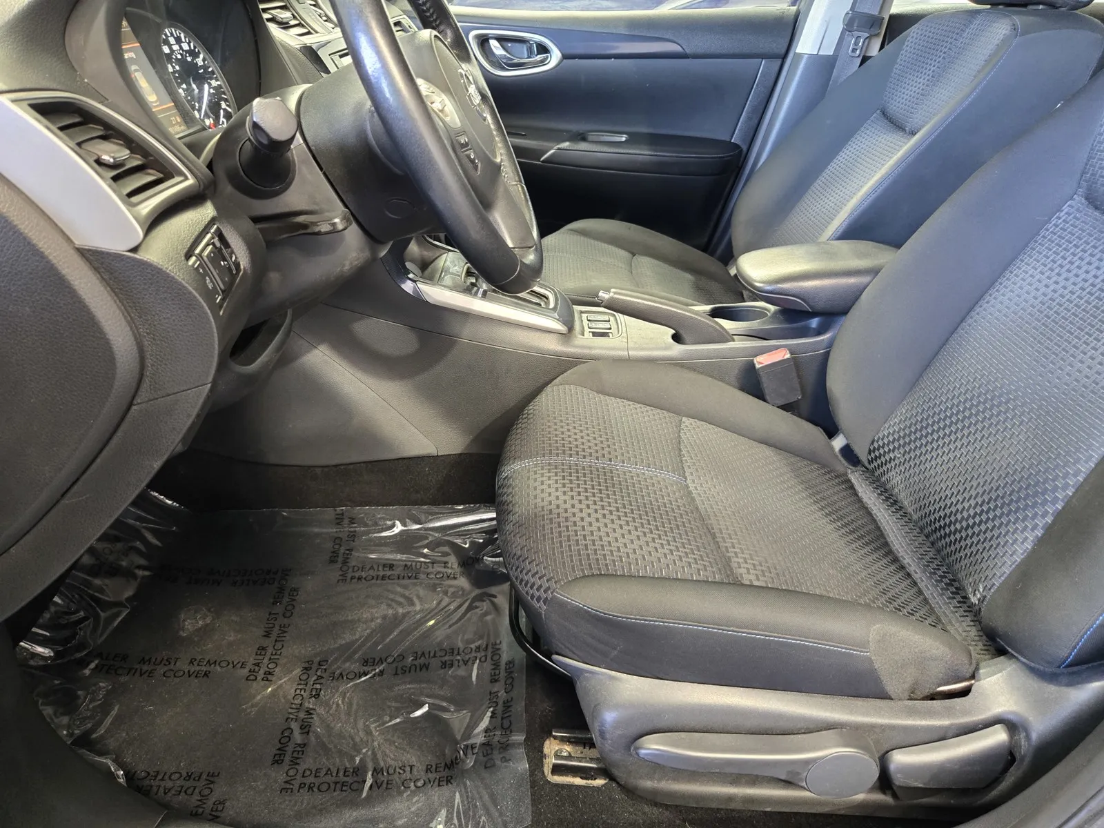 Nissan Sentra photo 14