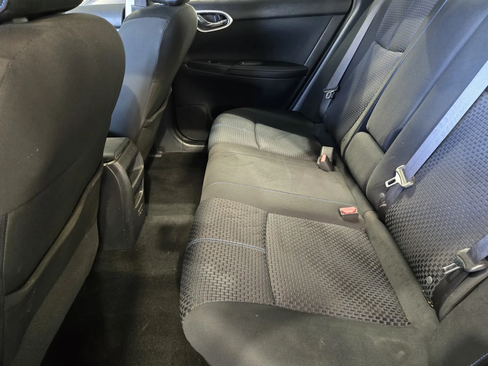 Nissan Sentra photo 12