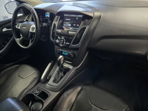 More photos of 2012 Ford Focus Titanium at Premium Autos - Norco, CA