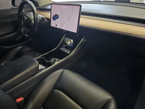 More photos of 2020 Tesla Model 3 Long Range at Premium Autos - Norco, CA