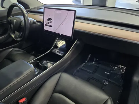 More photos of 2018 Tesla Model 3 MID RANGE at Premium Autos - Norco, CA
