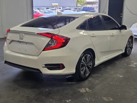 More photos of 2017 Honda Civic EX-L at Premium Autos - Norco, CA