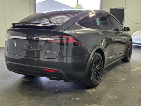 More photos of 2020 Tesla Model X LONG RANGE PLUS at Premium Autos - Norco, CA