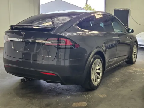 More photos of 2020 Tesla Model X LONG RANGE PLUS****WHITE INTERIOR*** at Premium Autos - Norco, CA