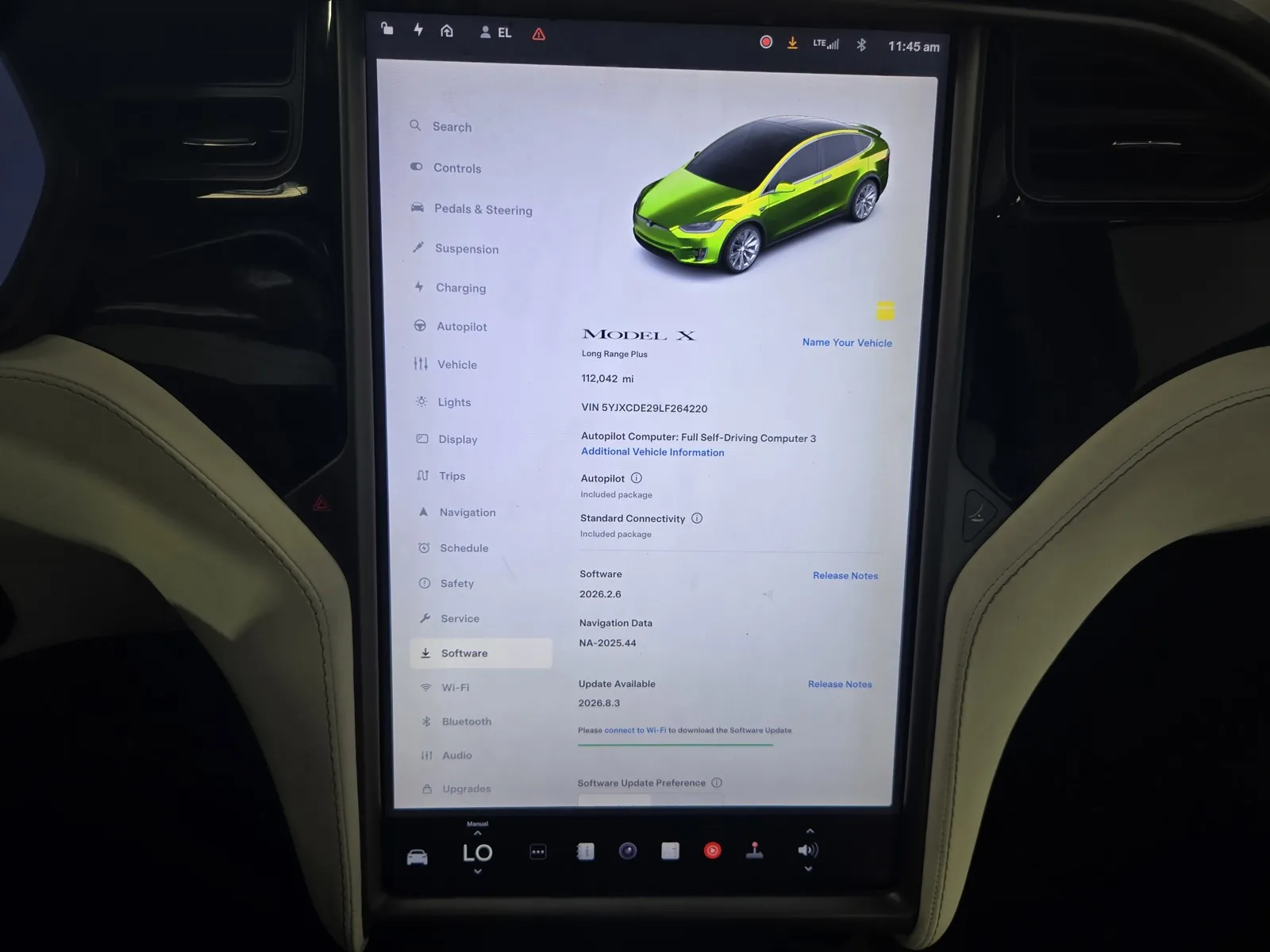 Tesla Model X photo 17