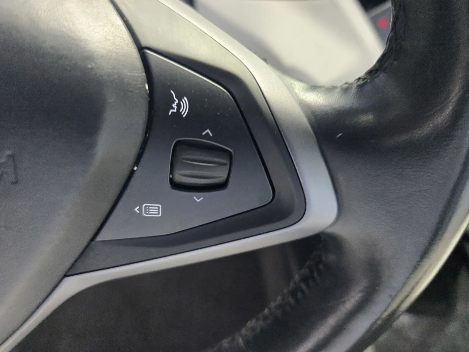 Tesla Model X photo 14