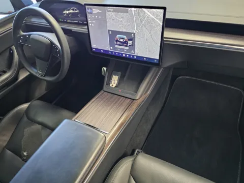 More photos of 2023 Tesla Model X Standard Range HW4 at Premium Autos - Norco, CA
