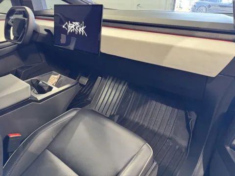 More photos of 2024 Tesla Cybertruck at Premium Autos - Norco, CA