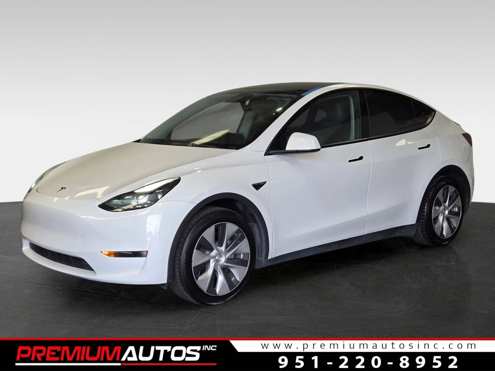 White 2023 Tesla Model Y LONG RANGE for sale in Norco, CA