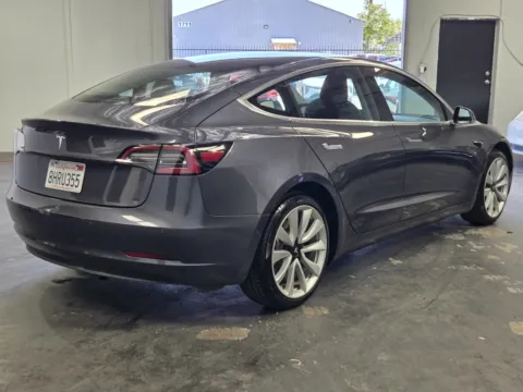 More photos of 2018 Tesla Model 3 at Premium Autos - Norco, CA