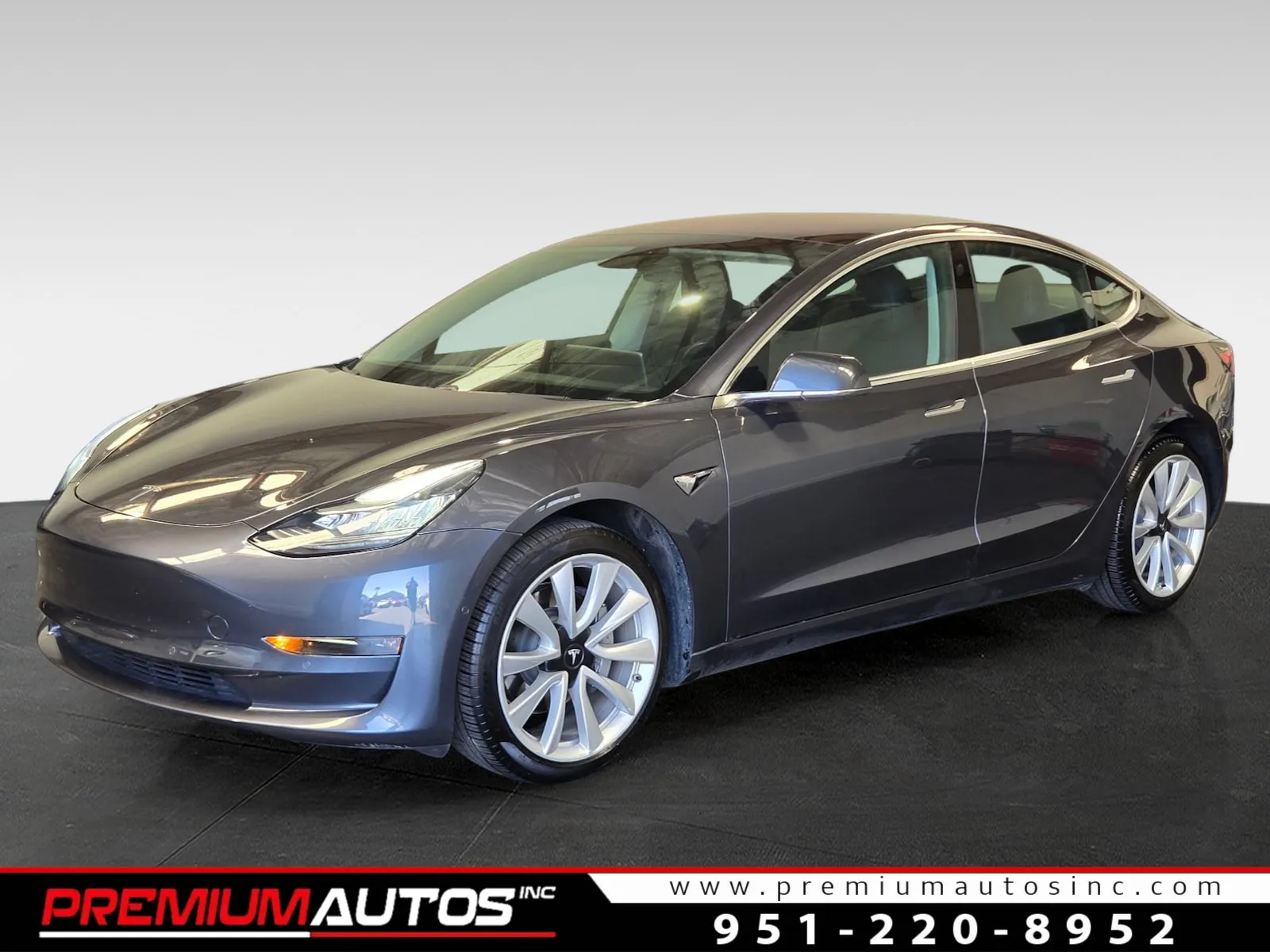 Silver 2018 Tesla Model 3 mid range for sale in Norco, CA
