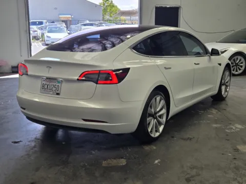More photos of 2018 Tesla Model 3 at Premium Autos - Norco, CA