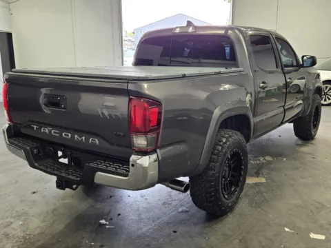More photos of 2019 Toyota Tacoma SR5 V6 at Premium Autos - Norco, CA