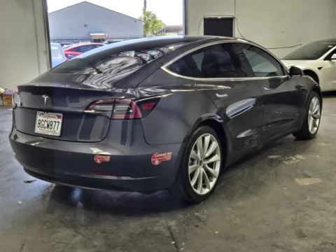 More photos of 2018 Tesla Model 3 at Premium Autos - Norco, CA