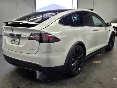 More photos of 2020 Tesla Model X at Premium Autos - Norco, CA