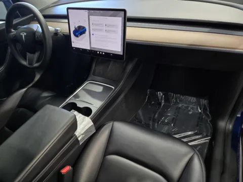 More photos of 2022 Tesla Model Y Long Range at Premium Autos - Norco, CA