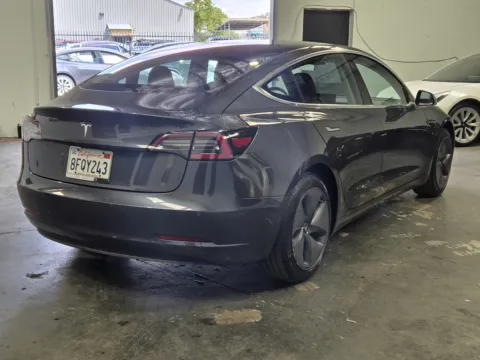 More photos of 2018 Tesla Model 3 at Premium Autos - Norco, CA