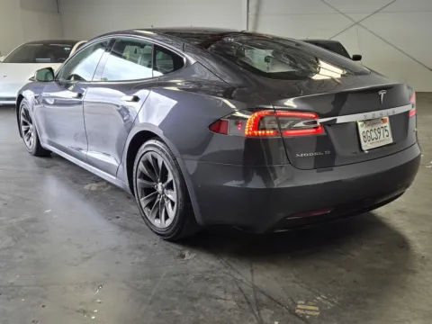 Photos of 2018 Tesla Model S for sale in Norco, CA at Premium Autos - Norco