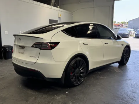 More photos of 2022 Tesla Model Y Performance at Premium Autos - Norco, CA