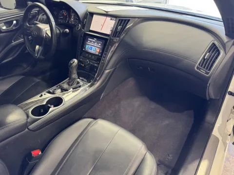 More photos of 2020 INFINITI Q60 at Premium Autos - Norco, CA