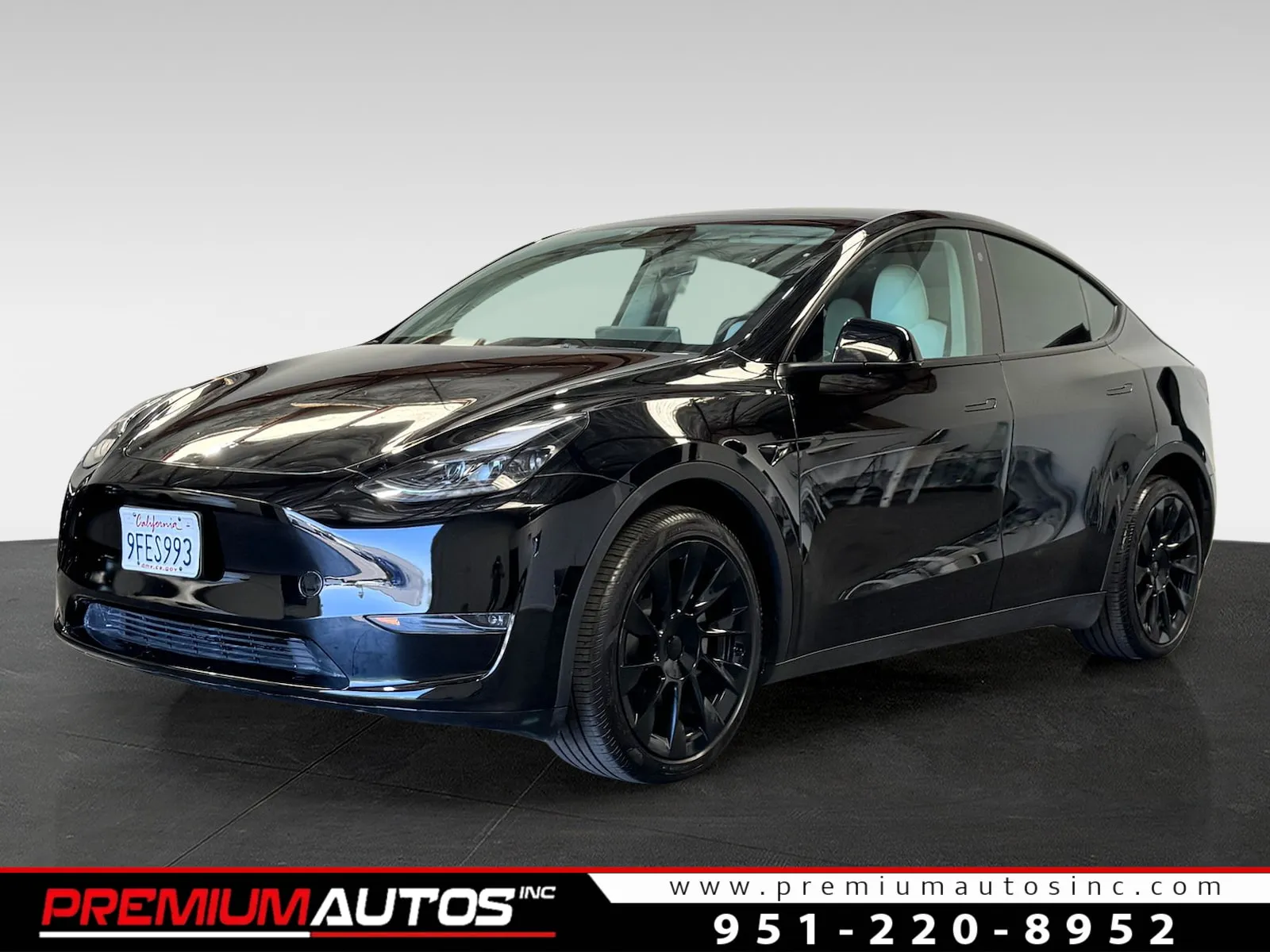 2023 Tesla Model Y Long Range Dual Motor All-Wheel Drive's photo