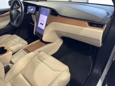 More photos of 2019 Tesla Model X at Premium Autos - Norco, CA