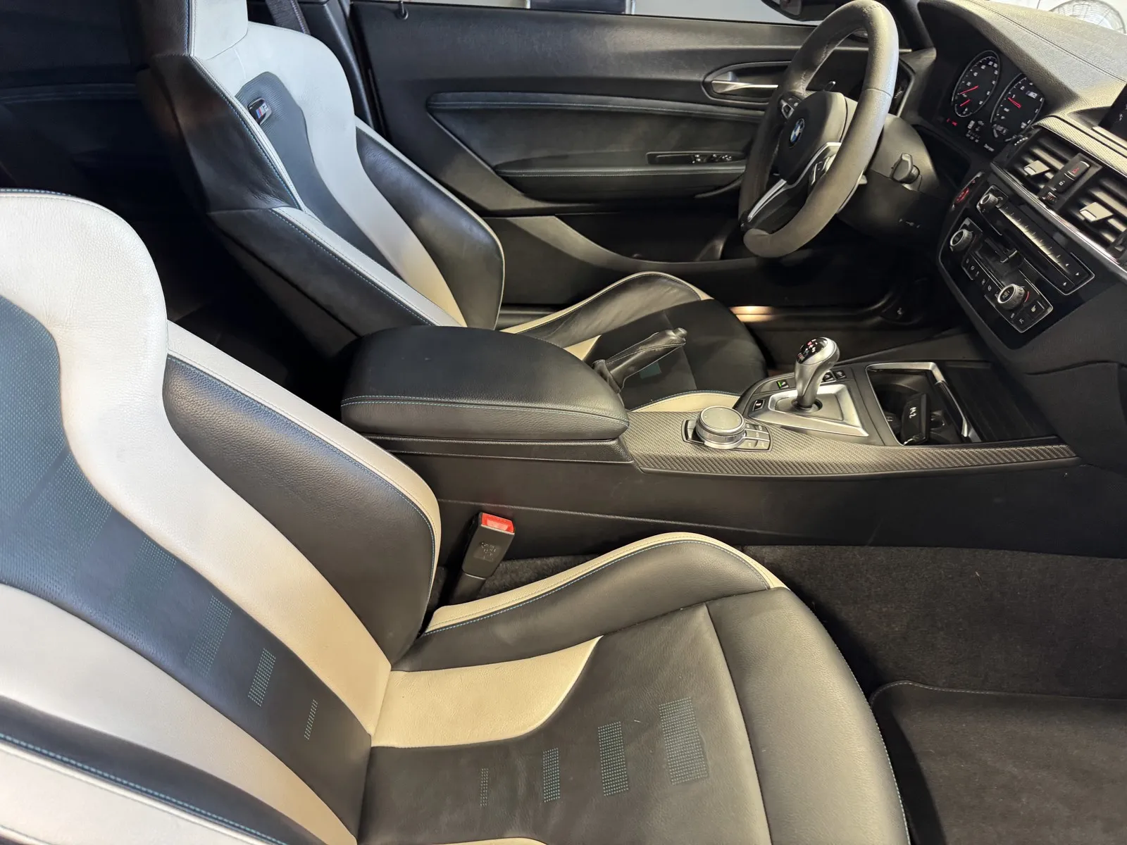 BMW M2 photo 6