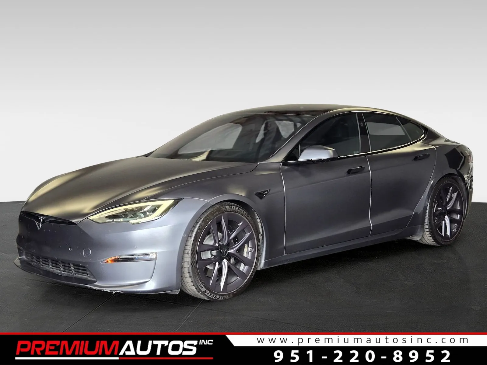 2021 Tesla Model S Long Range Plus's photo