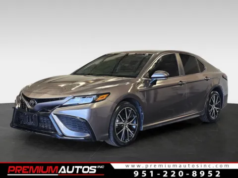 Gray 2022 Toyota Camry SE for sale in Norco, CA