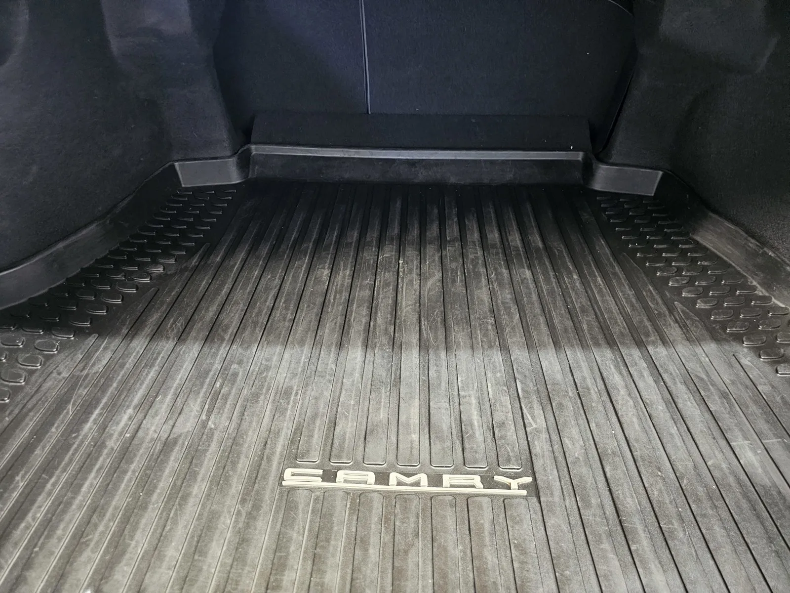 Toyota Camry photo 10