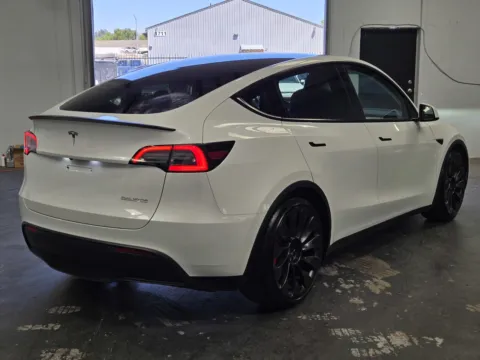More photos of 2023 Tesla Model Y Performance at Premium Autos - Norco, CA