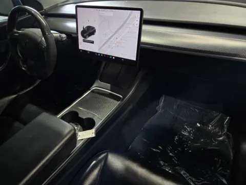 More photos of 2021 Tesla Model Y Long Range at Premium Autos - Norco, CA