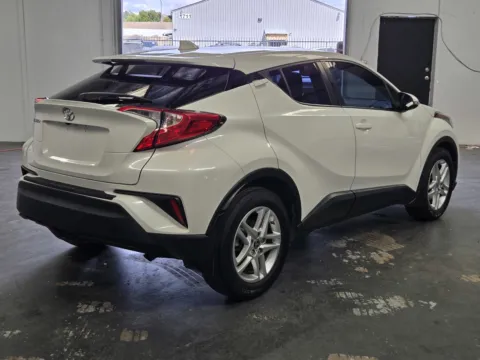 More photos of 2021 Toyota C-HR XLE Premium at Premium Autos - Norco, CA