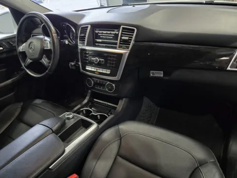 More photos of 2015 Mercedes-Benz M-Class ML 350 at Premium Autos - Norco, CA