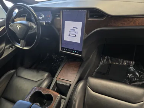 More photos of 2018 Tesla Model X at Premium Autos - Norco, CA