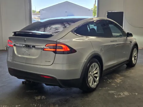 More photos of 2018 Tesla Model X at Premium Autos - Norco, CA
