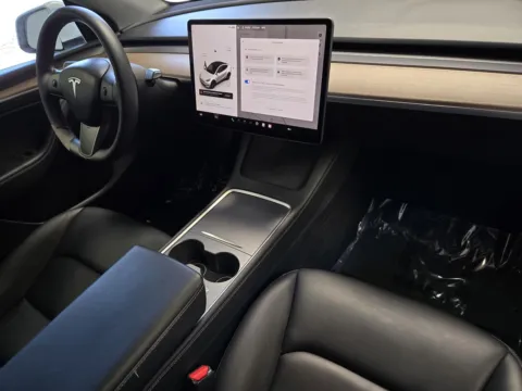 More photos of 2023 Tesla Model Y at Premium Autos - Norco, CA