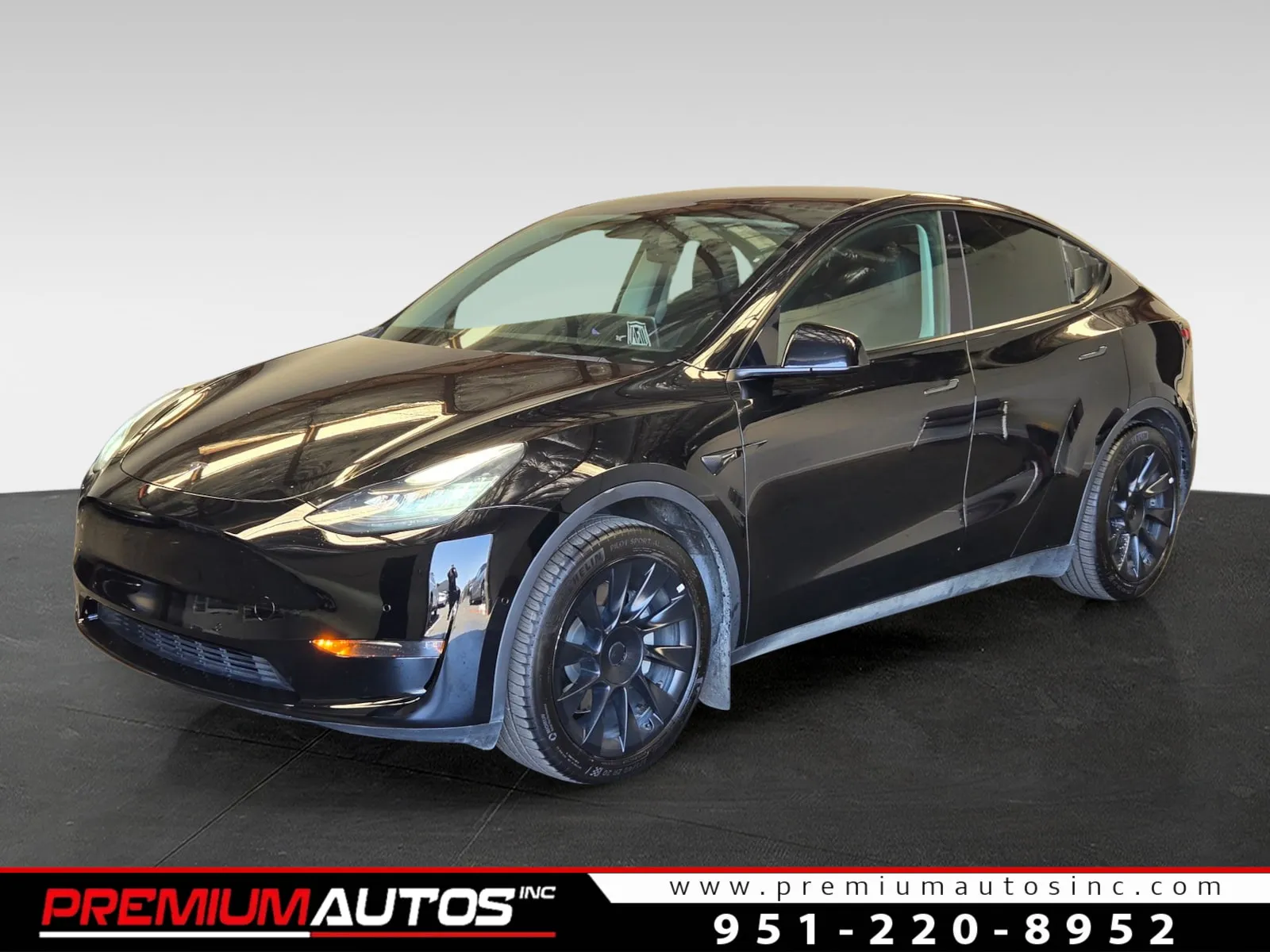 2021 Tesla Model Y Standard Range's photo